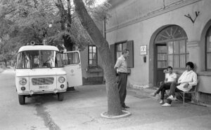 1985-ös pillanatkép a mentőállomásról (fotó: Fortepan / Urbán Tamás)